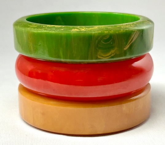 BB725 trio smooth bakelite bangles